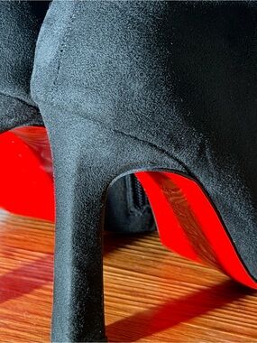 Christian Louboutin Black Suede Stiletto Booties with Red Soles EU 37 US 7 boots